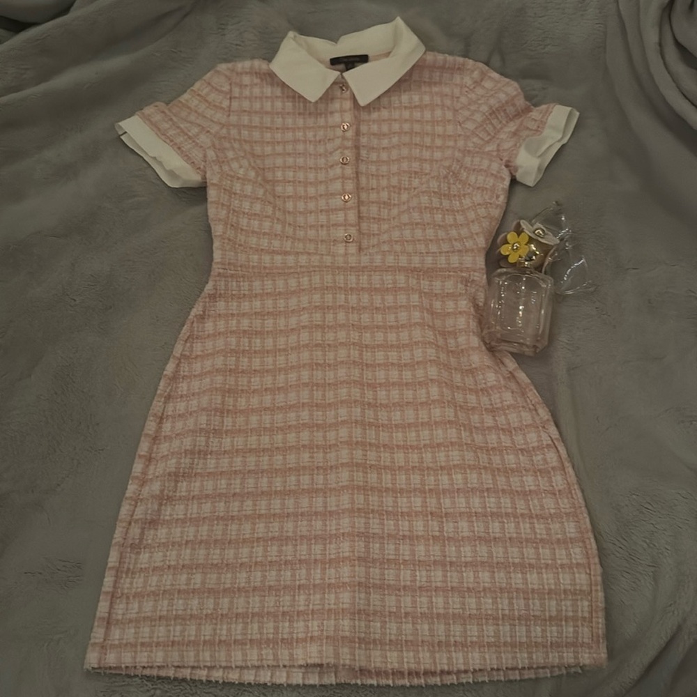 Size:Medium
Dress 
Brand:City Studio